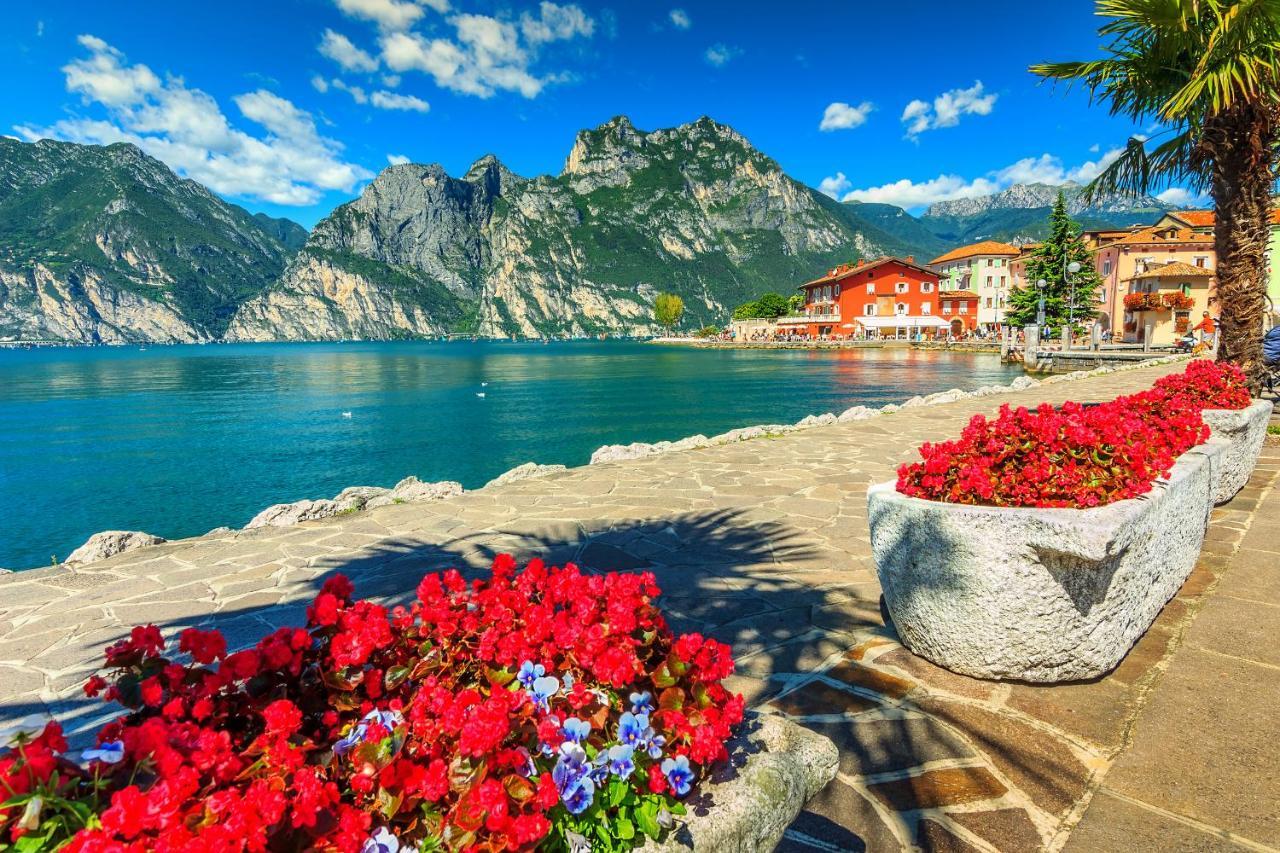 Aurora * Riva del Garda